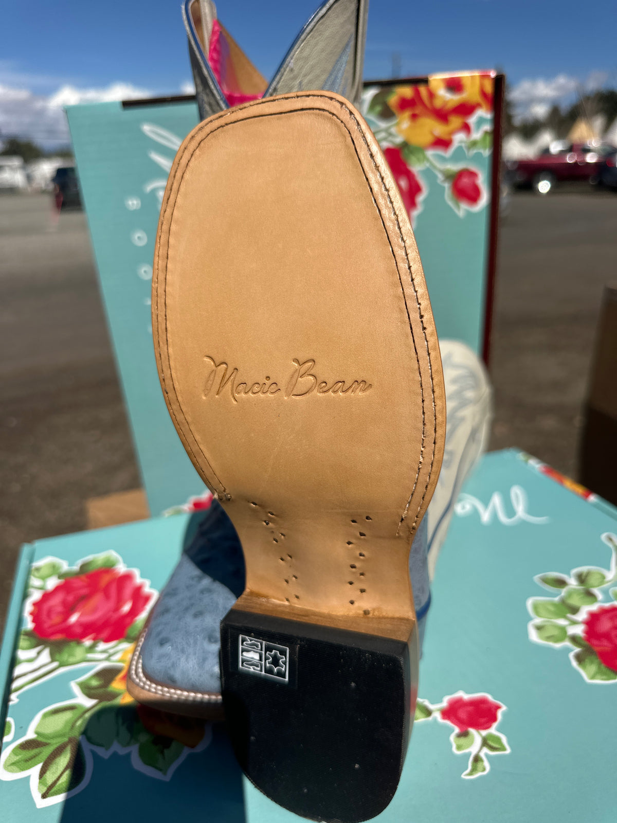 Macie Bean Womens Boot M3000