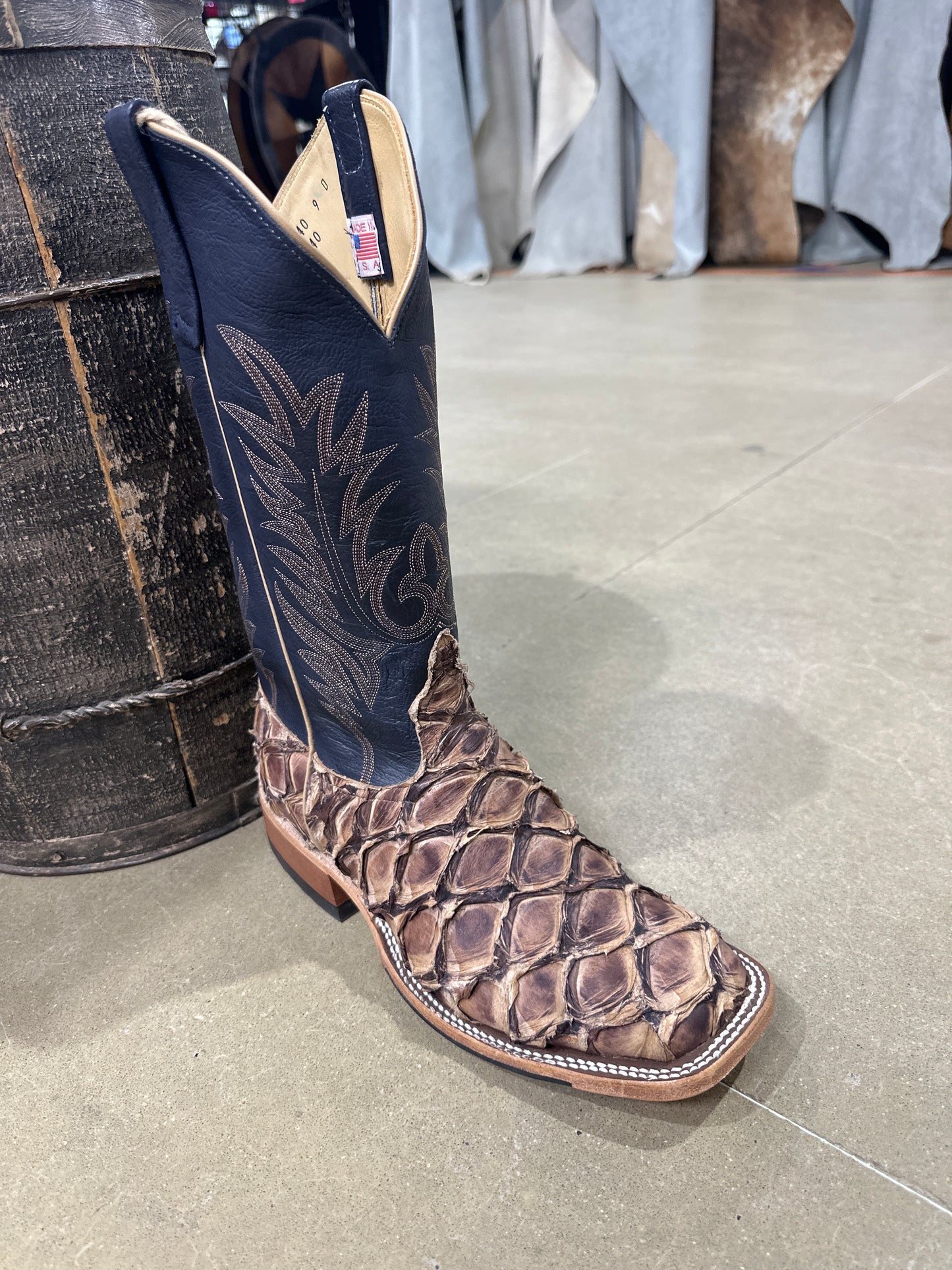 Anderson Bean Mens Boot 361640 Cigar Matte Big Bass/Navy Denver Calf