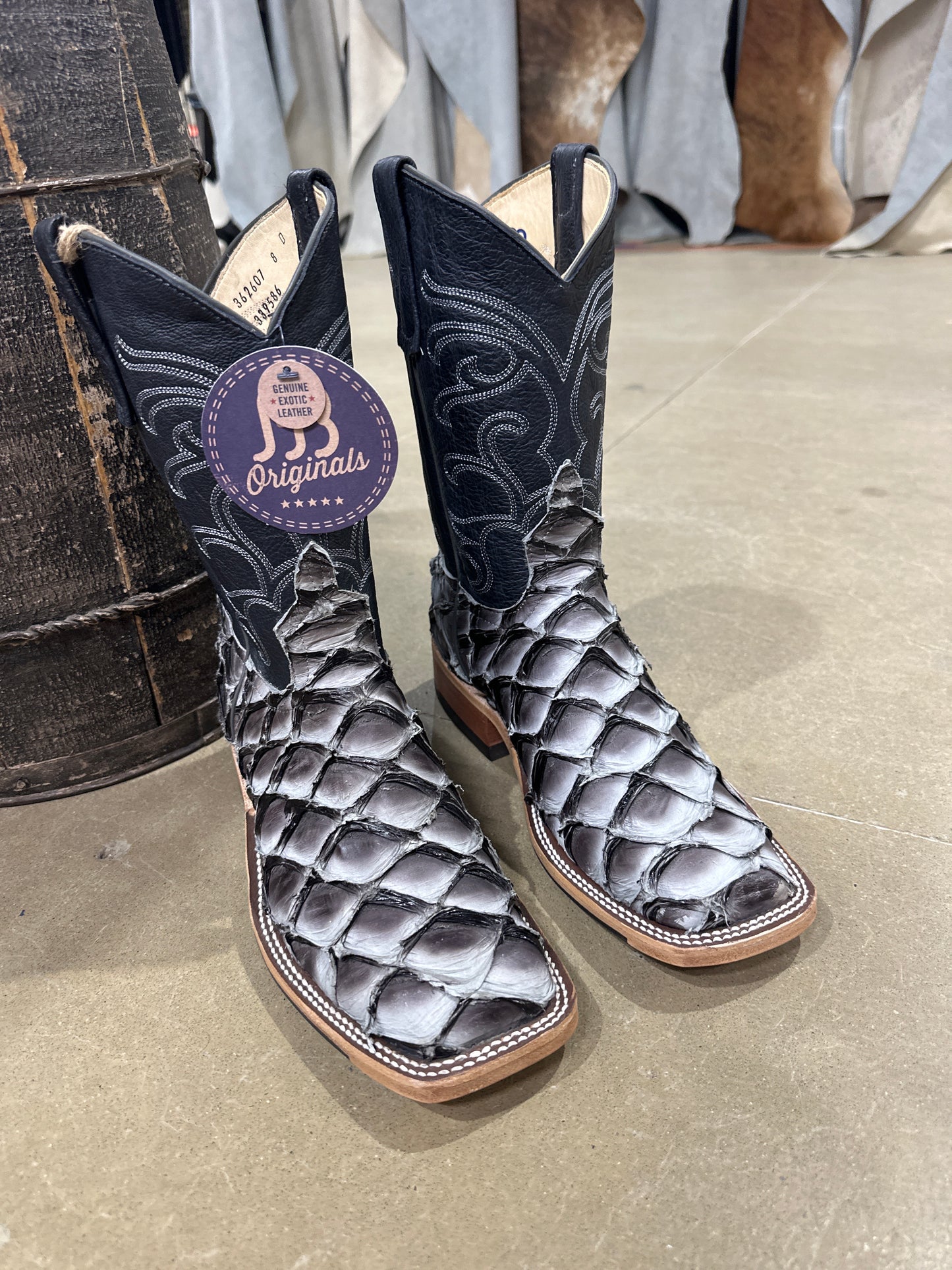 Anderson Bean Mens Boot 339586 Fifty Shades Big Bass/Navy Denver Calf
