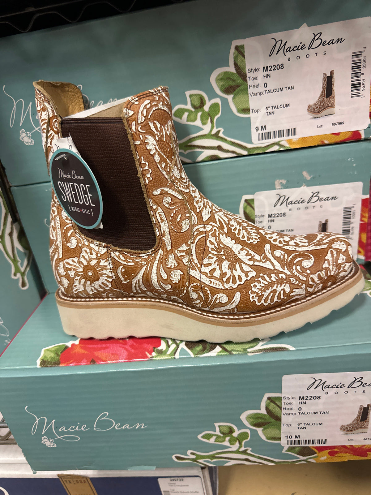 Macie Bean Womens Short Boot M2208